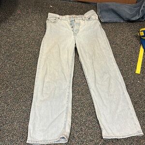 Wide leg light wash Levi jeans